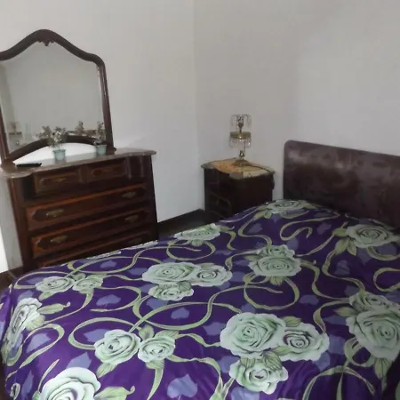 Guest house Casa Do Largo House