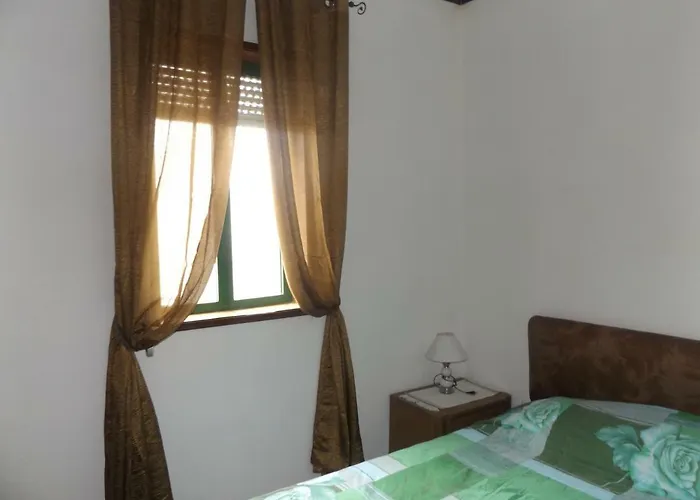 Casa Do Largo House בית הארחה *